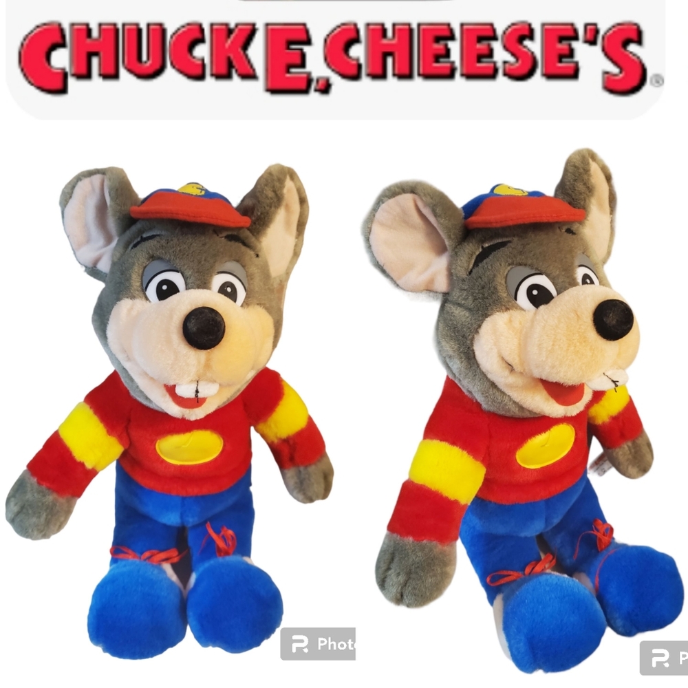 Vintage 1990s Chuck E. Cheese Showbiz Pizza Prize Plush